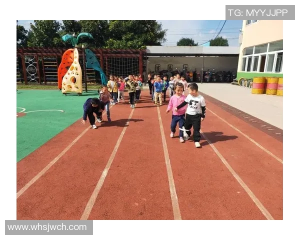 《草地上的舞者：为足球英雄们谱写的旋律》